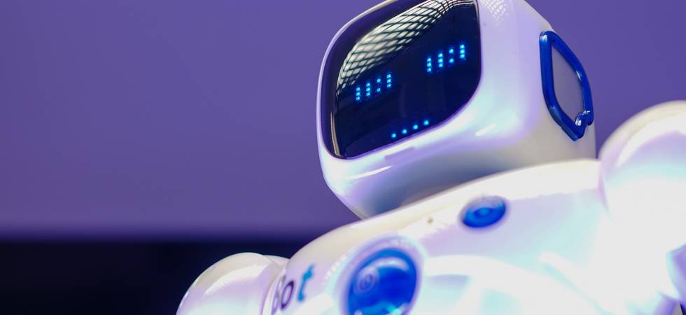Roboter KI Künstliche Intelligenz