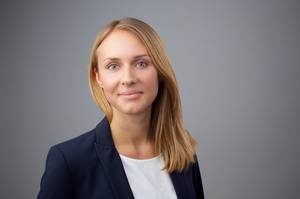 TDK Entwicklungsingenieurin Dr. Tanja Schneider